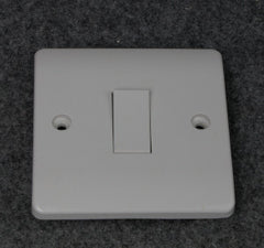 Single Pole Switch